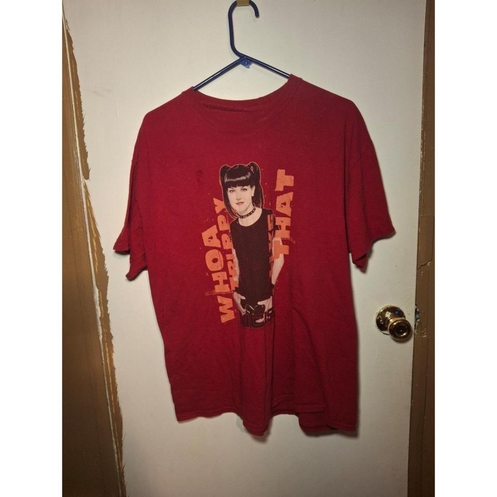 T-Shirt‎